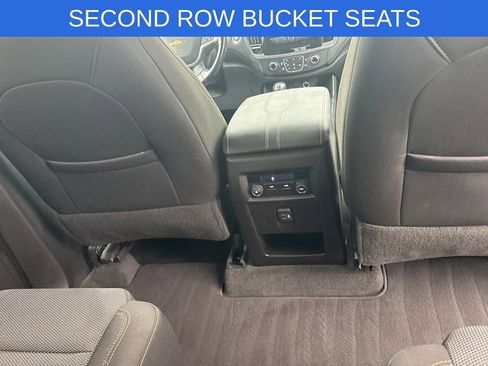 Used 2020 Chevrolet Traverse LT image 24