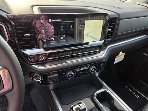 New 2026 Chevrolet Silverado 1500 LT Trail Boss w/ Convenience Package II AWD/4WD image 18