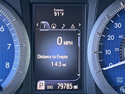 Used 2017 Toyota Sienna XLE Premium image 8