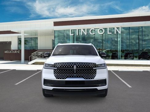 New 2026 Lincoln Navigator Reserve AWD/4WD image 6