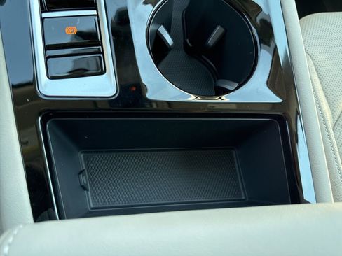 New 2026 Volkswagen Atlas SE image 24