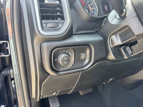 Used 2026 RAM 2500 Big Horn AWD/4WD image 20