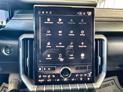 Certified 2025 GMC Acadia Elevation image 13