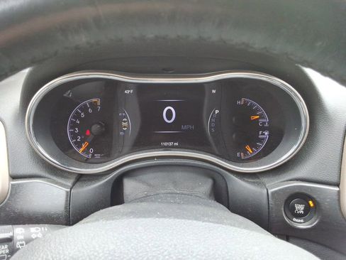 Used 2015 Jeep Grand Cherokee Laredo w/ Quick Order Package 23E image 14