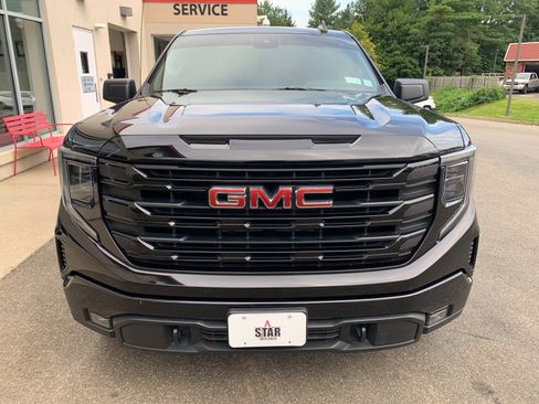 Used 2024 GMC Sierra 1500 Elevation AWD/4WD image 2