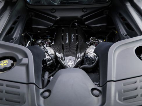 Certified 2022 Maserati MC20 Coupe RWD image 44