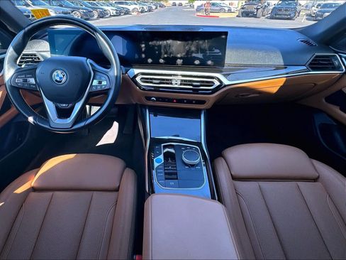 Used 2023 BMW i4 eDrive40 w/ Premium Package RWD image 10