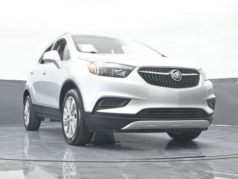 Used 2020 Buick Encore Preferred image 61