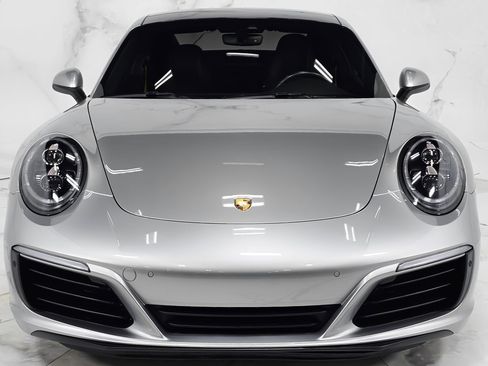 Used 2019 Porsche 911 Carrera RWD image 6