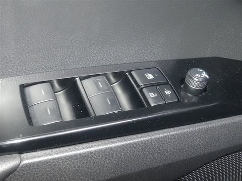 Used 2025 Toyota Camry LE w/ Convenience Package AWD/4WD image 20