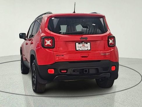 Used 2018 Jeep Renegade Trailhawk w/ Cold Weather Group II AWD/4WD image 5