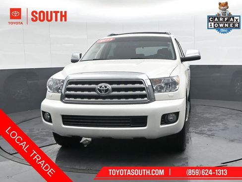 Used 2013 Toyota Sequoia Platinum image 6