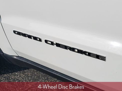 Used 2020 Jeep Grand Cherokee Limited AWD/4WD image 41