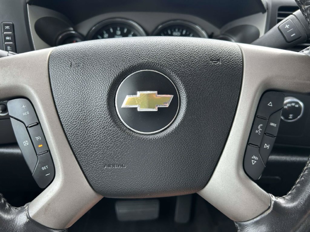 Used 2013 Chevrolet Silverado 1500 LT w/ All-Star Edition AWD/4WD image 22