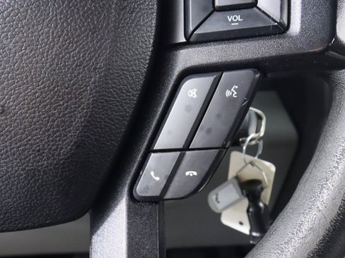 Used 2017 Ford F150 XLT w/ Trailer Tow Package image 16