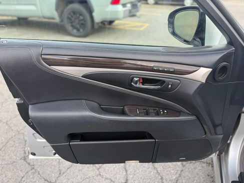 Used 2013 Lexus LS 460 LS 460 Sedan 4D image 26