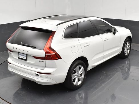 Used 2022 Volvo XC60 B5 Momentum AWD/4WD image 28