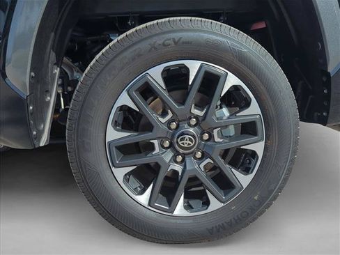 Certified 2026 Toyota Tundra Limited AWD/4WD image 6