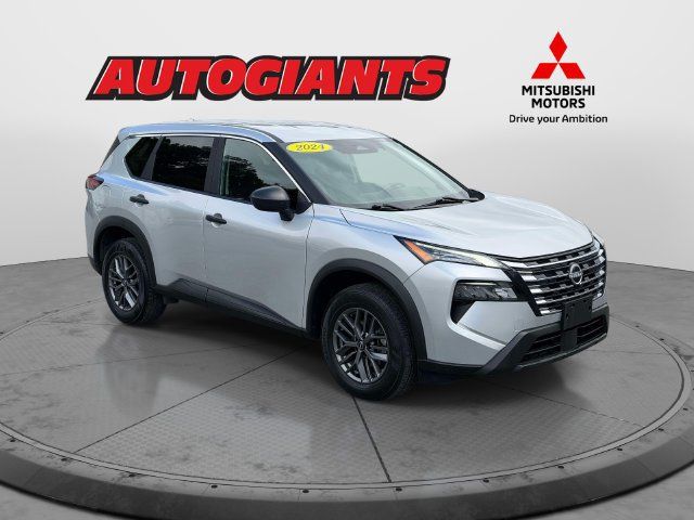 Used 2024 Nissan Rogue S FWD image 1