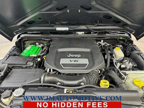 Used 2018 Jeep Wrangler Sport AWD/4WD image 10