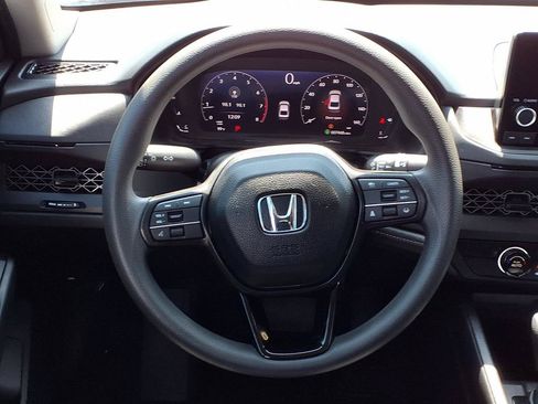 Used 2025 Honda Accord LX image 21