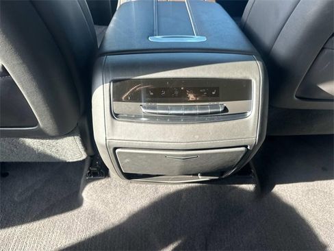 Certified 2023 Cadillac Escalade Premium Luxury Platinum w/ Heavy-Duty Trailer Package image 20