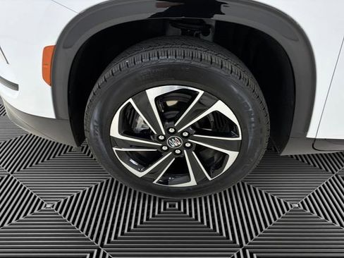 Certified 2025 Buick Enclave Sport Touring AWD/4WD image 9