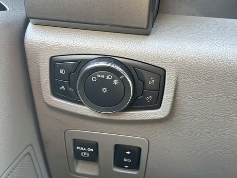 Used 2016 Ford F150 XLT w/ Equipment Group 302A Luxury AWD/4WD image 25