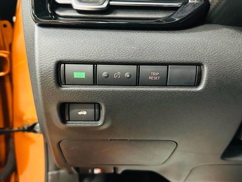 Used 2023 Nissan Sentra SR w/ SR Premium Package image 15