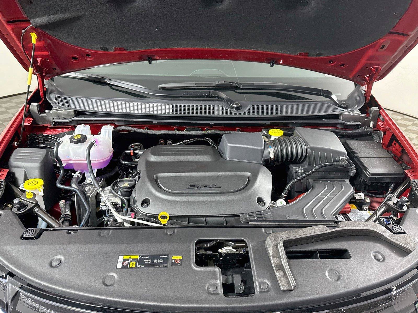 New 2027 Chrysler Pacifica Select AWD/4WD image 23