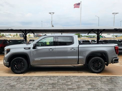 New 2026 GMC Sierra 1500 Elevation image 7