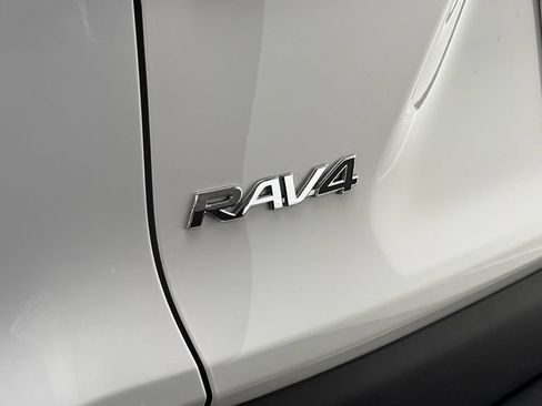 Used 2024 Toyota RAV4 XLE w/ Weather Package AWD/4WD image 7