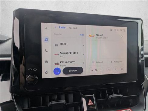 Used 2025 Toyota Corolla LE image 12