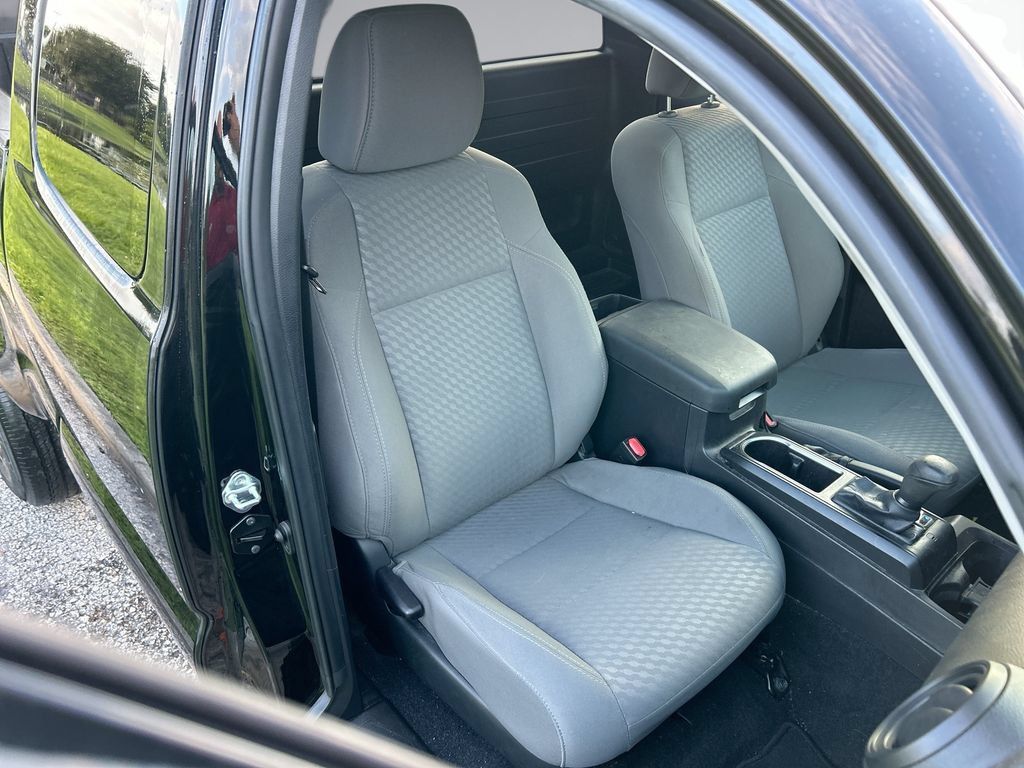 Used 2022 Toyota Tacoma SR RWD image 29