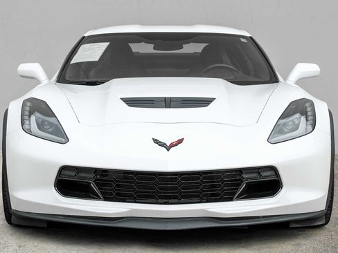 Used 2017 Chevrolet Corvette Z06 RWD image 5