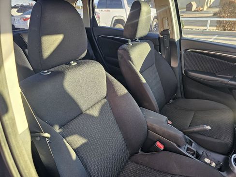 Used 2020 Honda Fit EX image 17