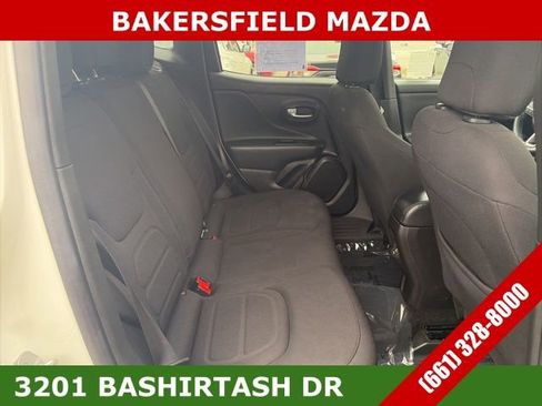 Used 2022 Jeep Renegade Latitude image 14