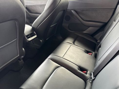 Used 2020 Tesla Model Y Performance image 12