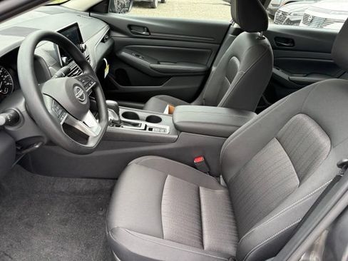 New 2026 Nissan Altima 2.5 SV AWD/4WD image 4