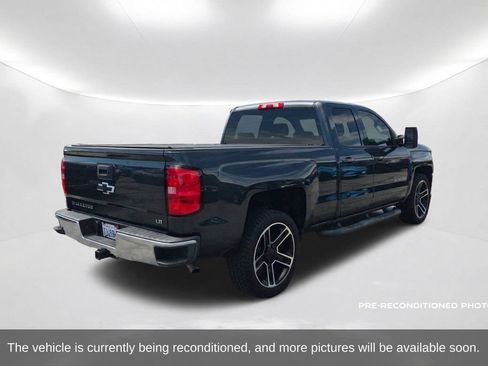 Used 2019 Chevrolet Silverado 1500 LT w/ LPO, Black Pack RWD image 6