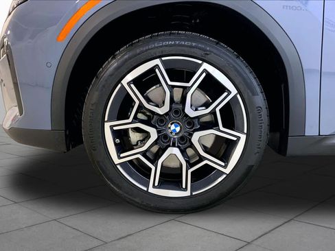 Used 2025 BMW X2 xDrive28i AWD/4WD image 10