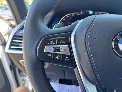 Used 2023 BMW X5 xDrive40i image 25