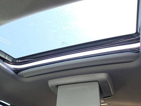 Used 2020 Honda Pilot Touring image 10