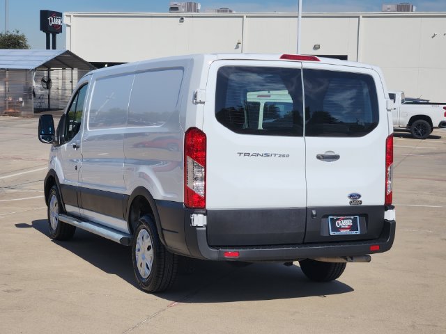 Used 2025 Ford Transit 250 Low Roof w/ Exterior Upgrade Package RWD image 3