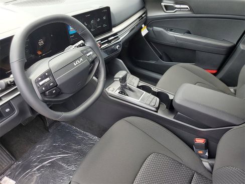 New 2026 Kia Sportage LX image 6