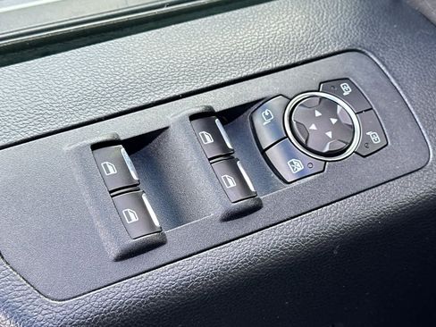 Used 2015 Ford F150 Platinum w/ Equipment Group 701A Luxury image 13