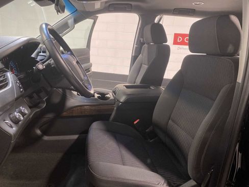 Used 2018 Chevrolet Tahoe LS w/ Enhanced Driver Alert Package image 11