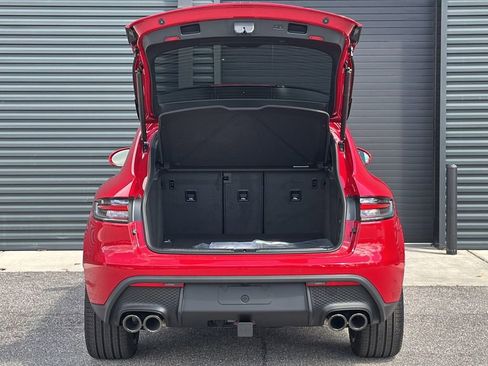 New 2026 Porsche Macan image 17