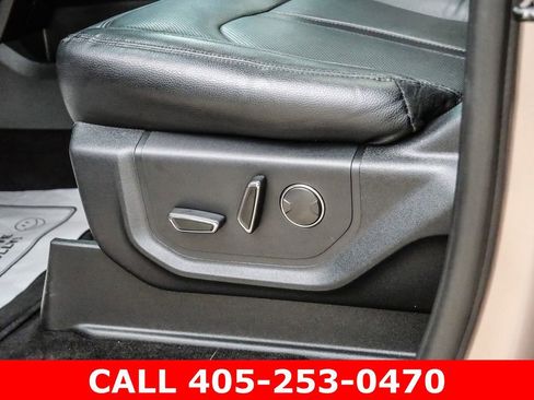 Used 2020 Ford Expedition Max Limited w/ Equipment Group 301A RWD image 33