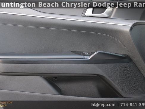 Used 2023 Kia K5 GT-Line image 10